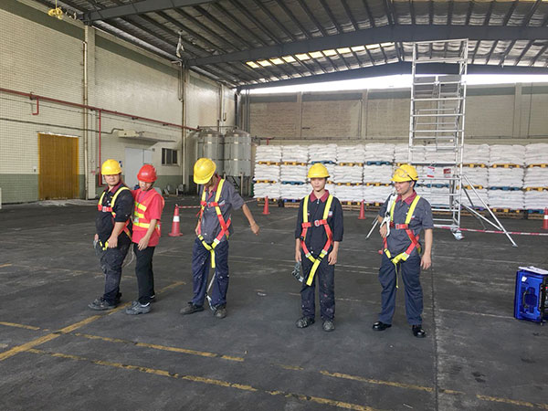 安全、環(huán)保、社會責(zé)任及團(tuán)隊(duì)培訓(xùn) 安全、環(huán)保、社會責(zé)任及團(tuán)隊(duì)培訓(xùn)